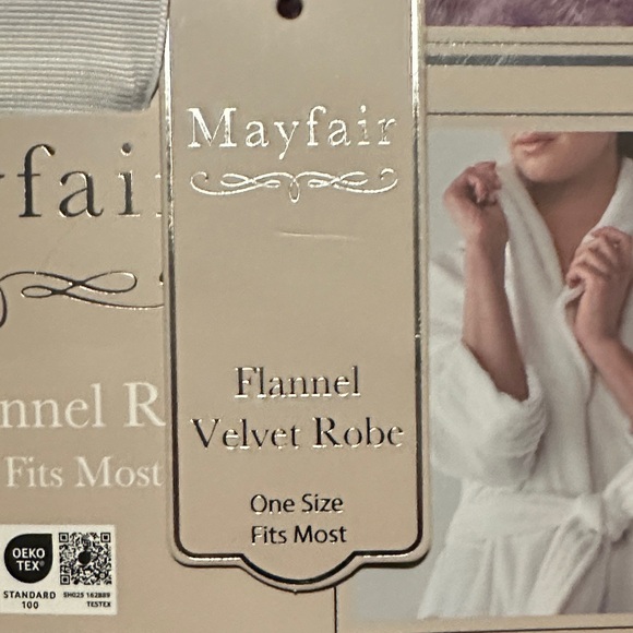 Mayfair Velvet Flannel Robe - Lavender - Picture 2 of 5